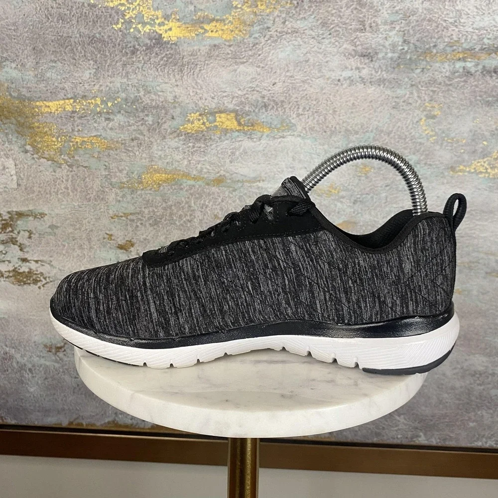 Skechers Lite-Weight Shoes Womens Size 7 Black Walking Sneakers SN 13067